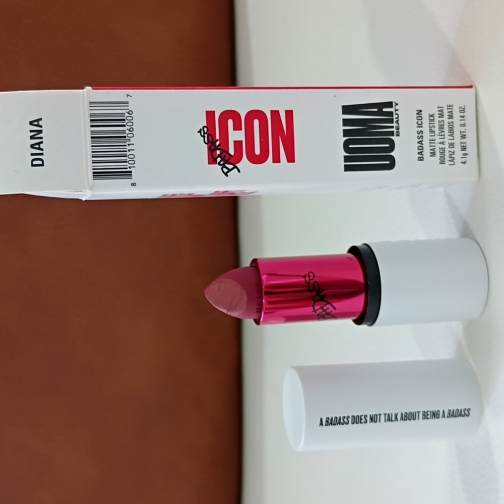 Uoma Beauty Badass Icon Matte Lipstick - Bold Pink